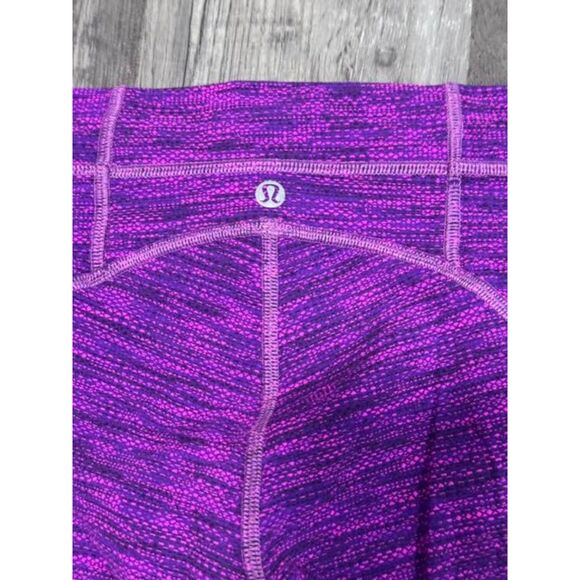 Size 6 - Lululemon Free Flow Crop Legging "Purple" - Picture 3 of 4